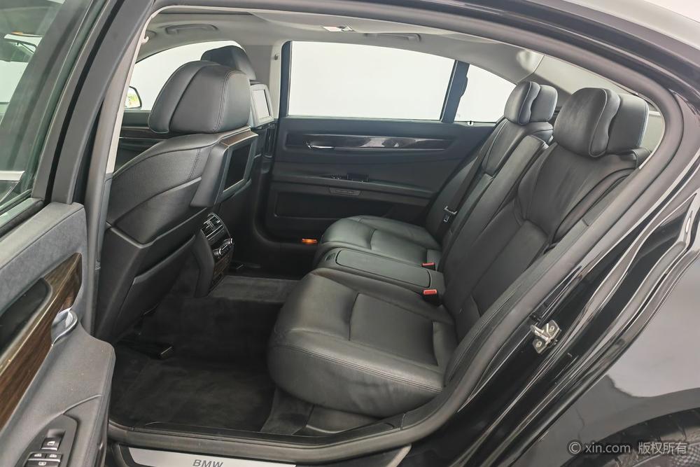 BMW BMW 7-Series