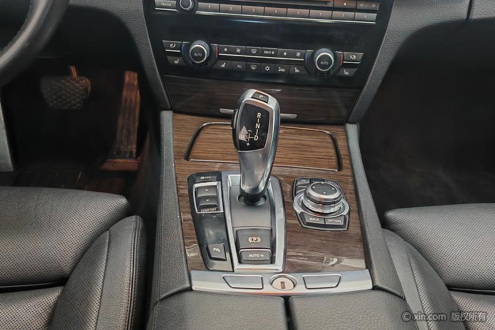 BMW BMW 7-Series