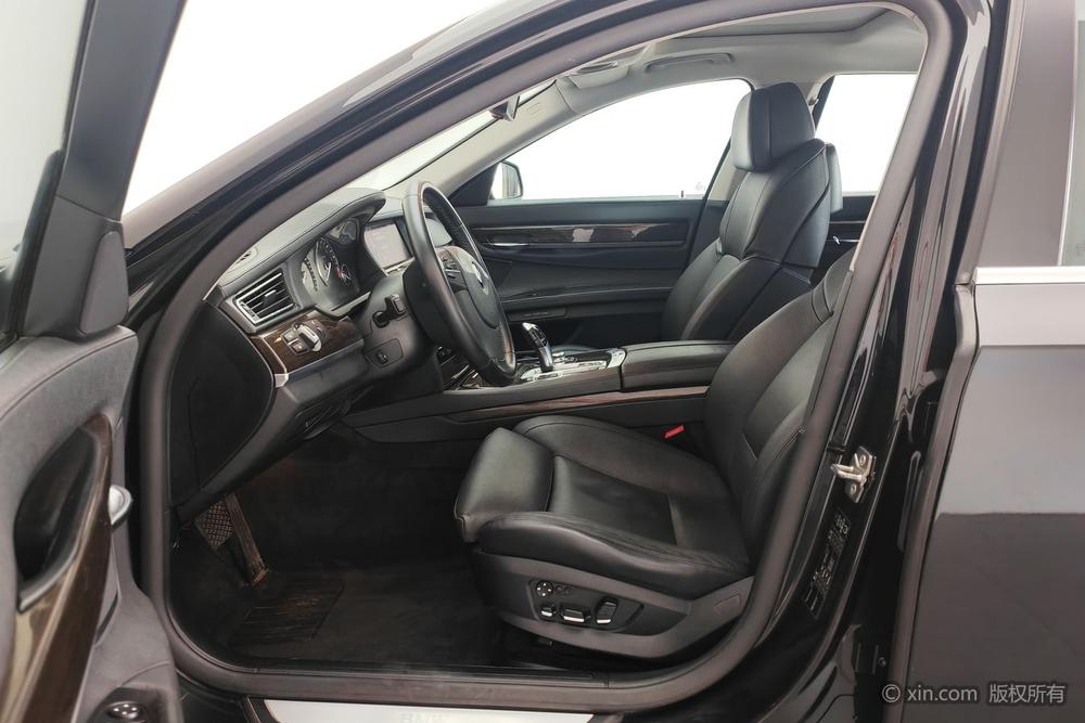 BMW BMW 7-Series