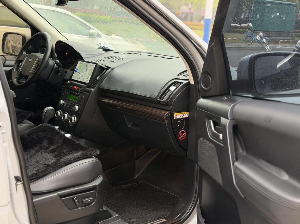 Land Rover Freelander 2