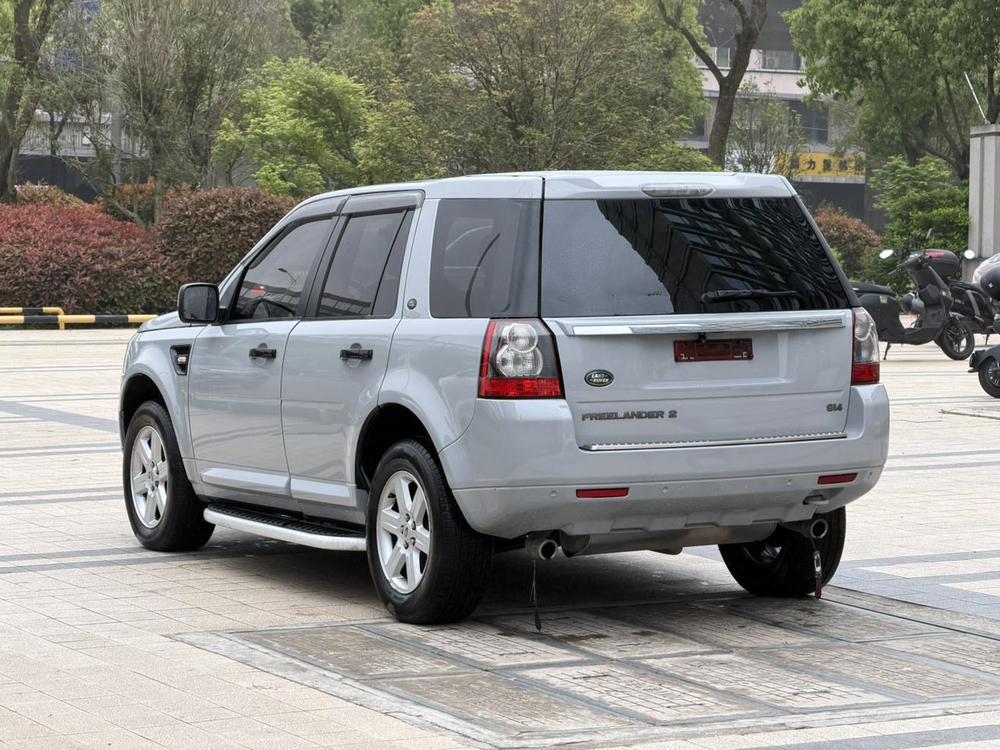Land Rover Freelander 2