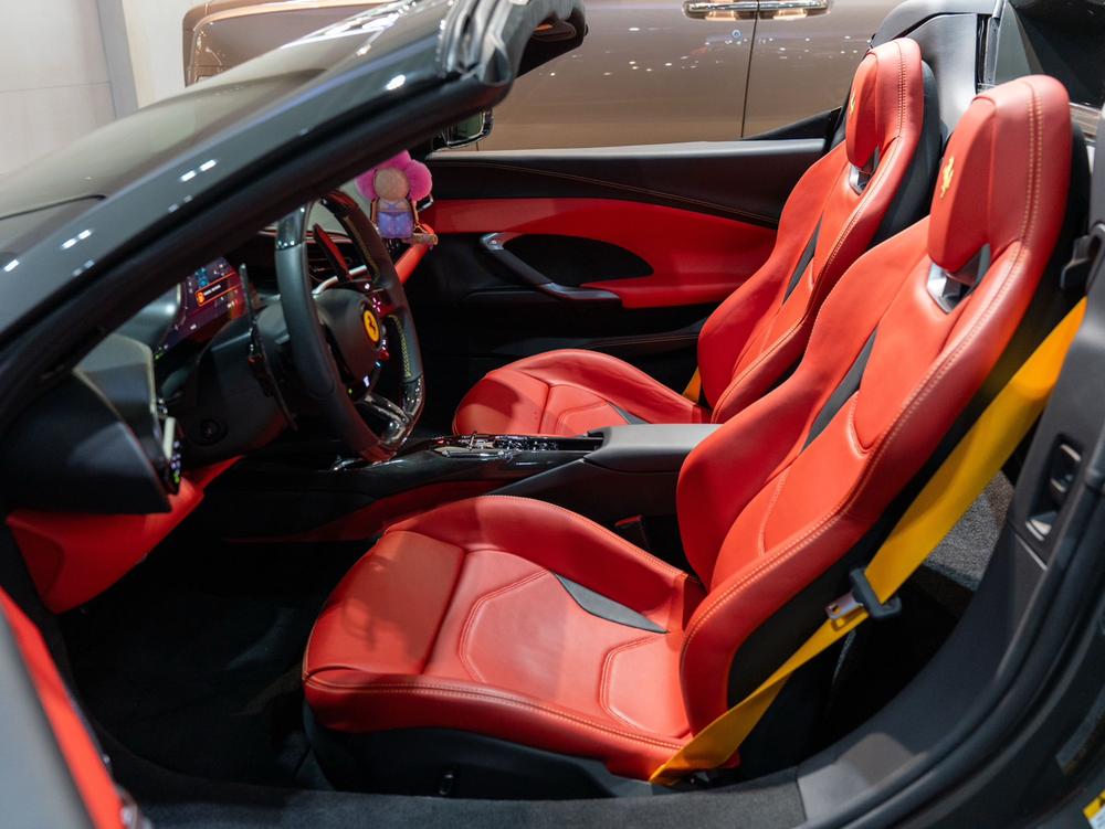 Ferrari Ferrari 296