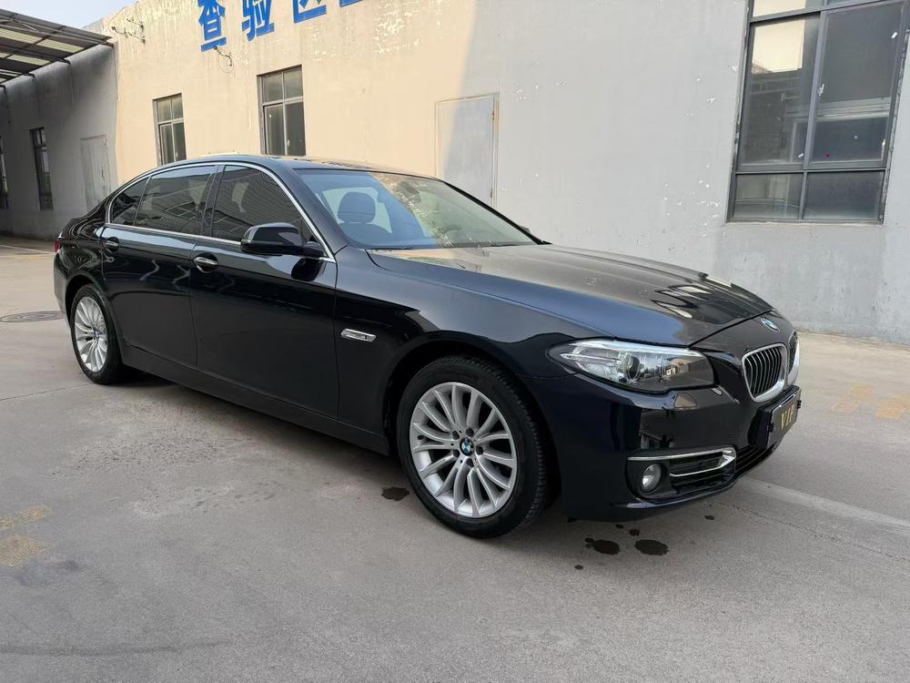 BMW BMW 5-Series