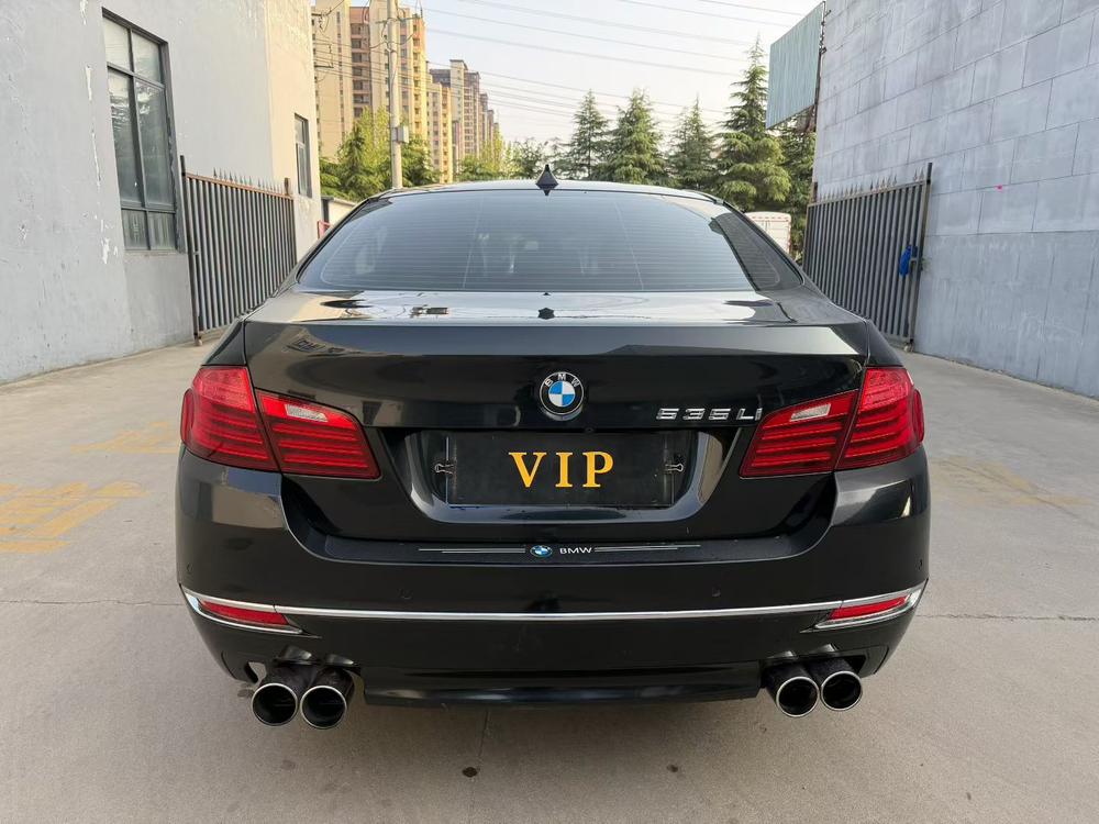 BMW BMW 5-Series