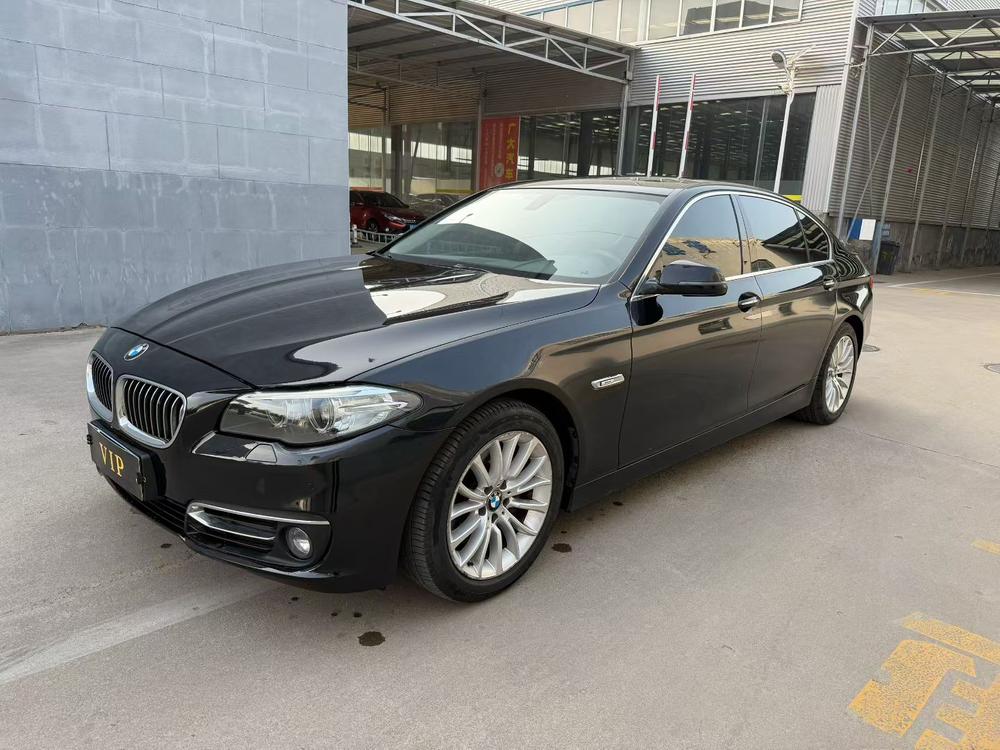 BMW BMW 5-Series