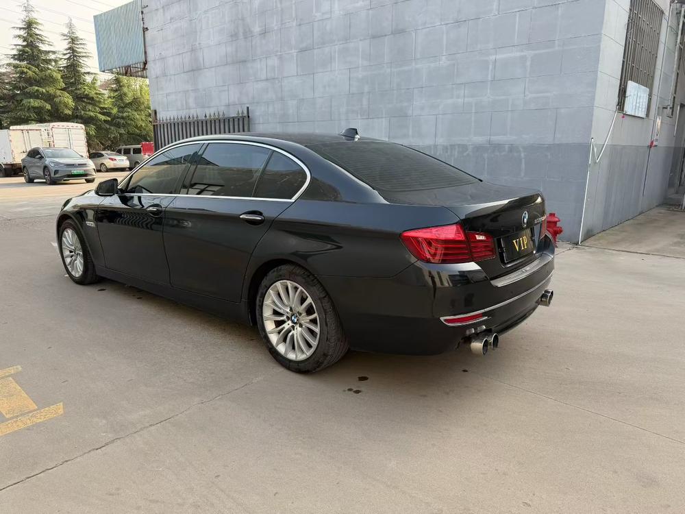 BMW BMW 5-Series