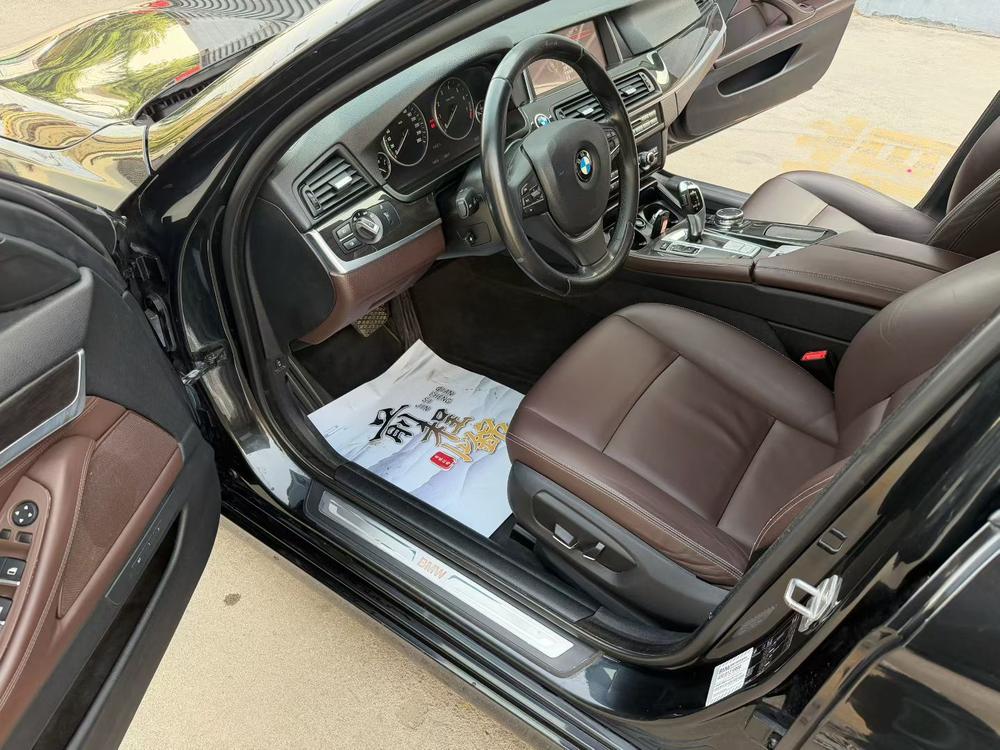 BMW BMW 5-Series