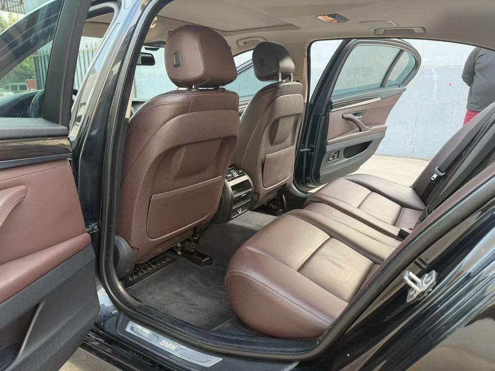 BMW BMW 5-Series