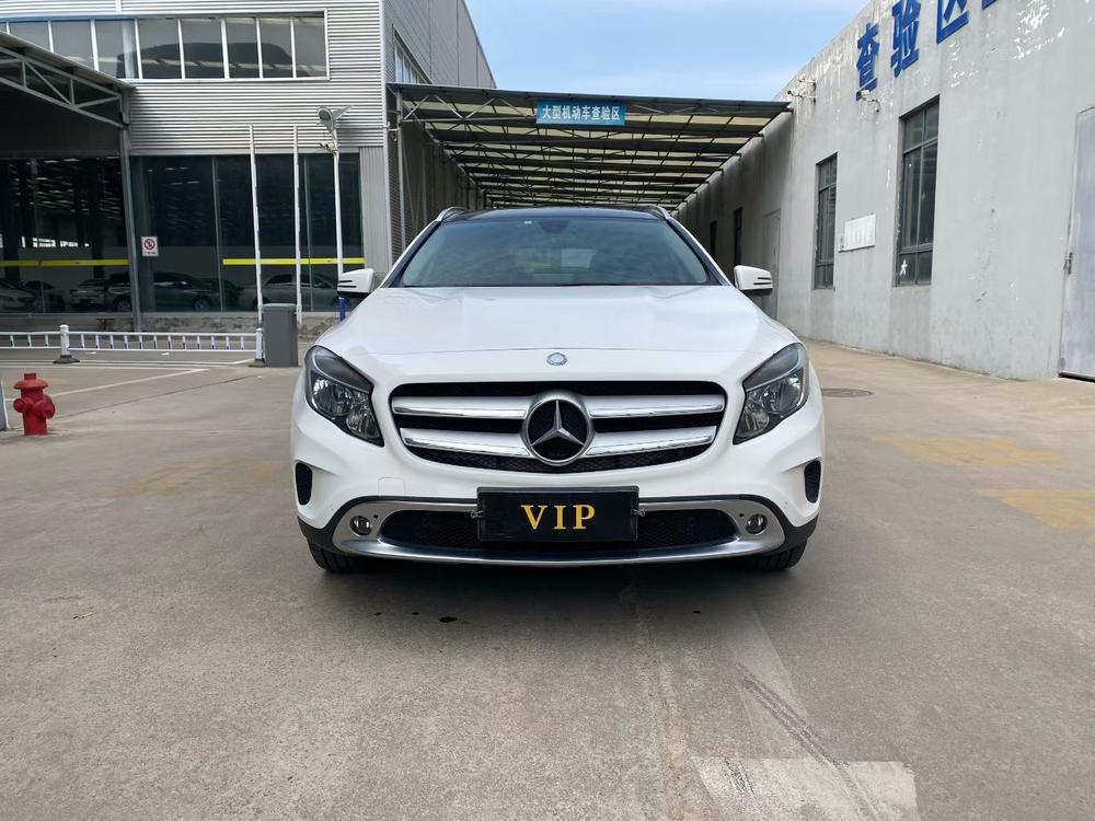 Mercedes-Benz Mercedes-Benz GLA