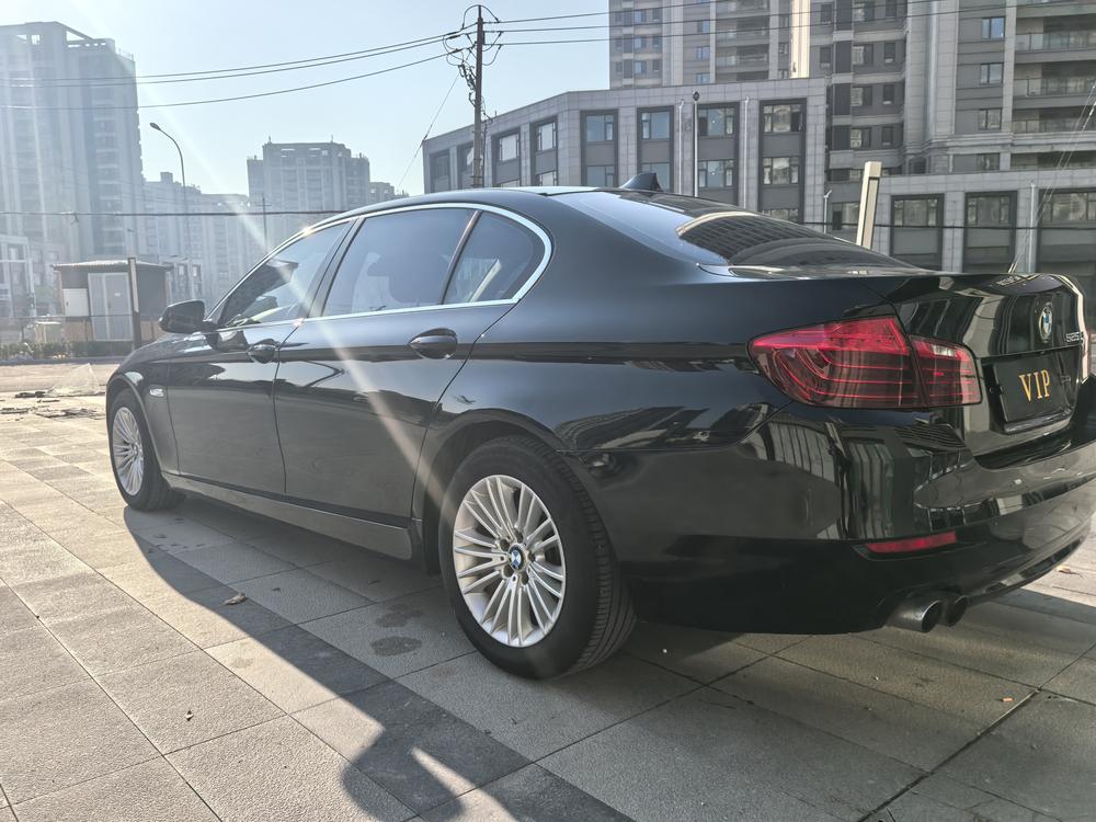 BMW BMW 5-Series