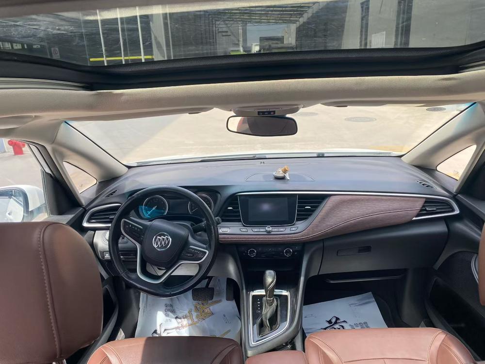 Buick Buick GL6