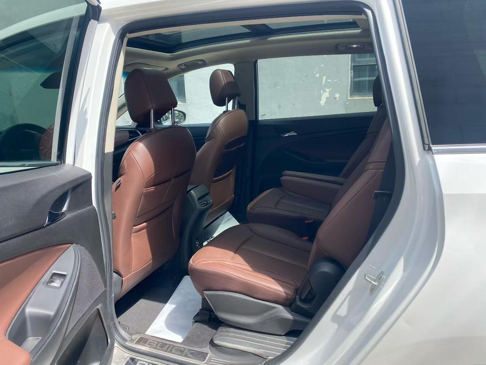 Buick Buick GL6