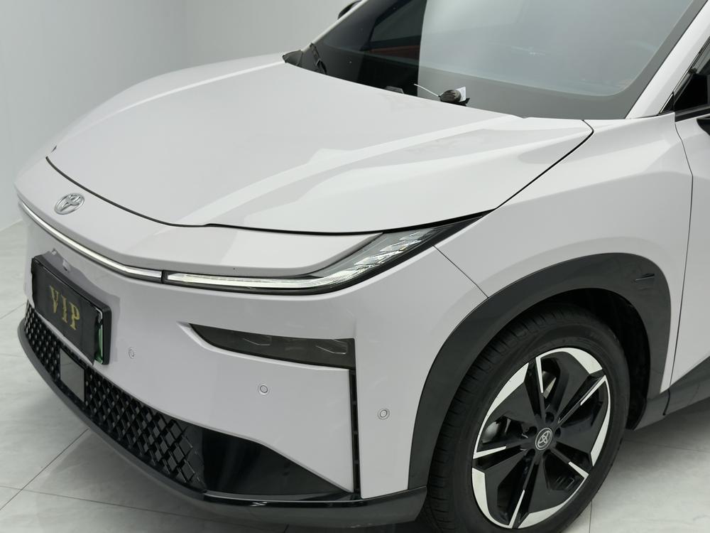 Toyota Bozhi 3X