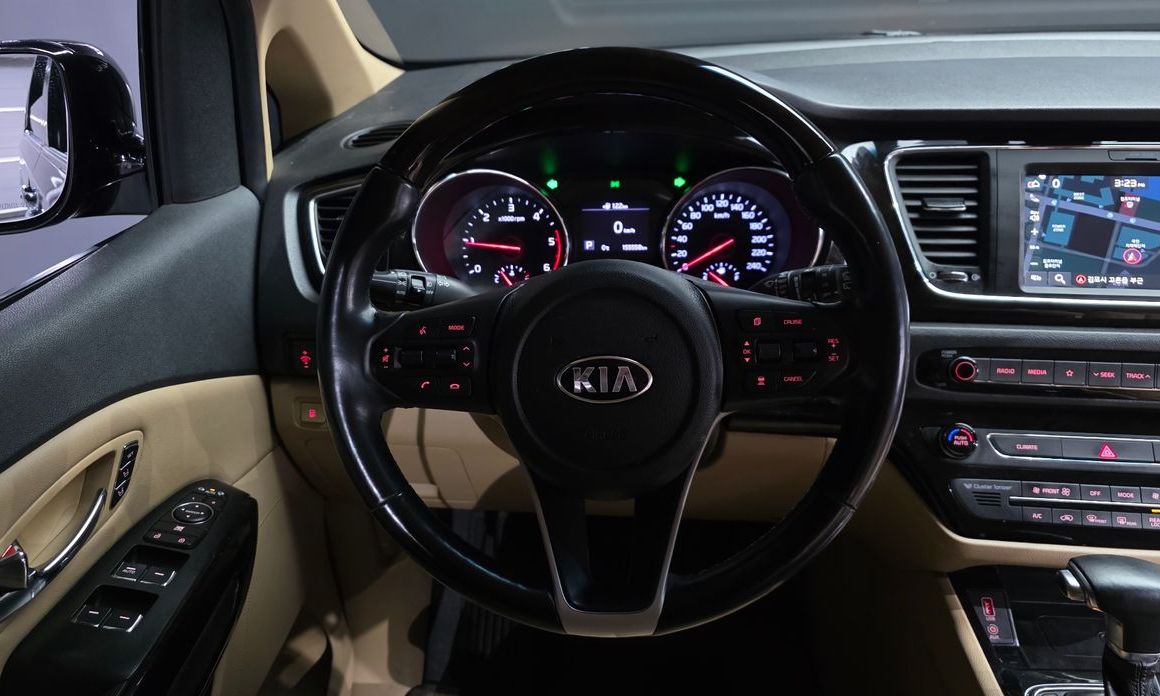 Kia Canival