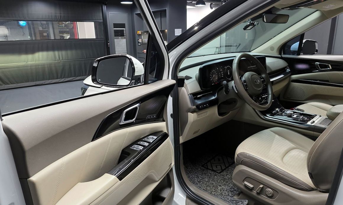 Kia Canival
