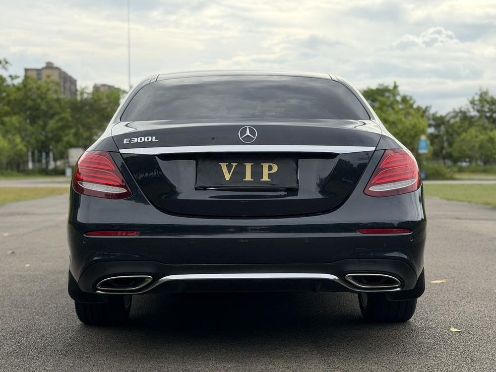 Mercedes-Benz Mercedes-Benz E-Class