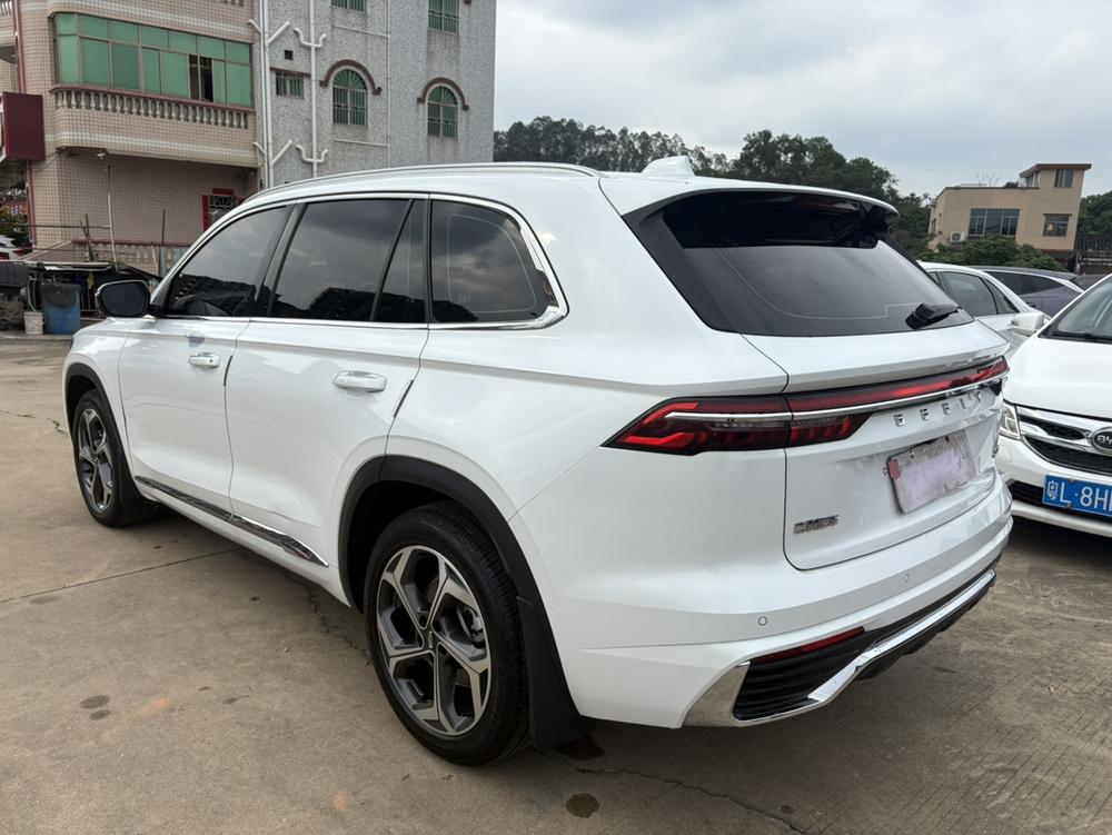 Geely Xingyue L