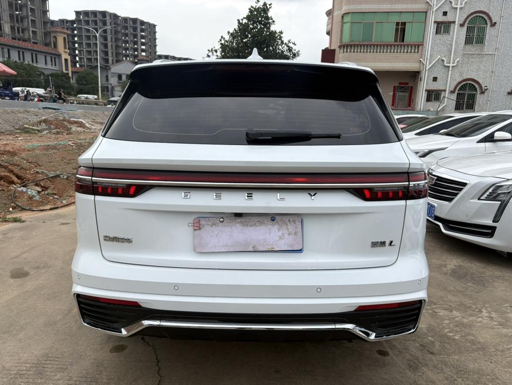 Geely Xingyue L