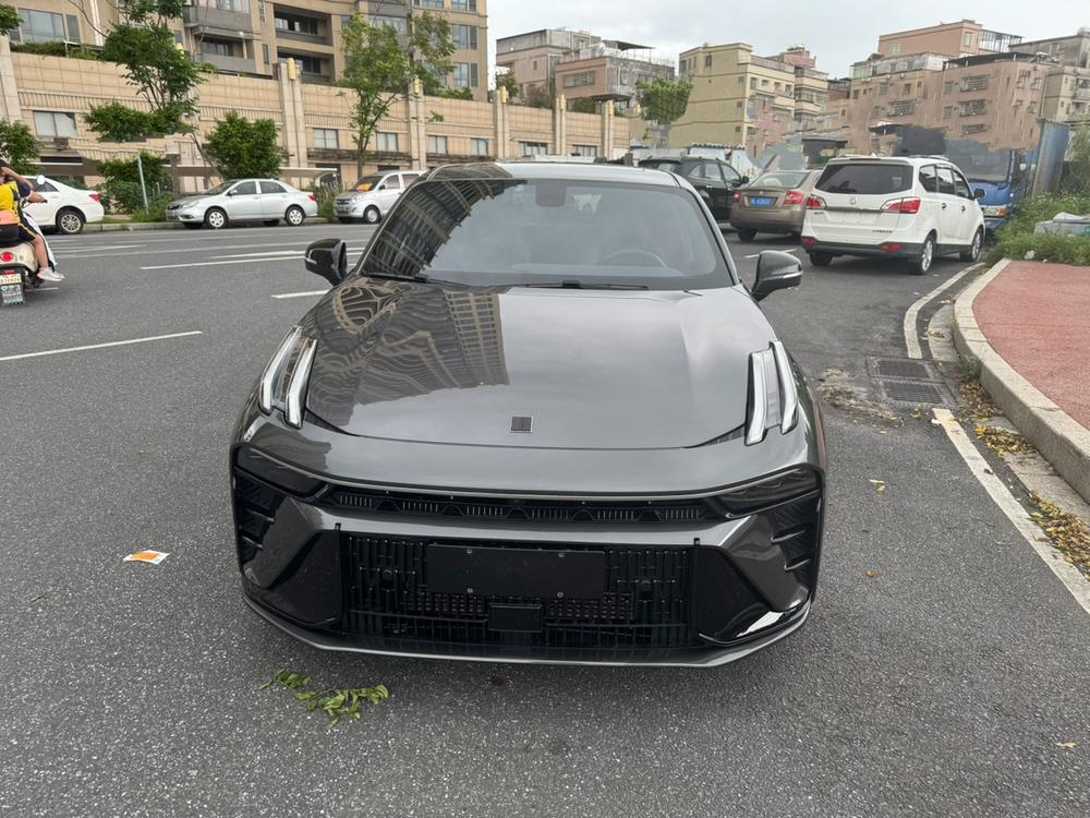 Lynk Lynk & Co 03