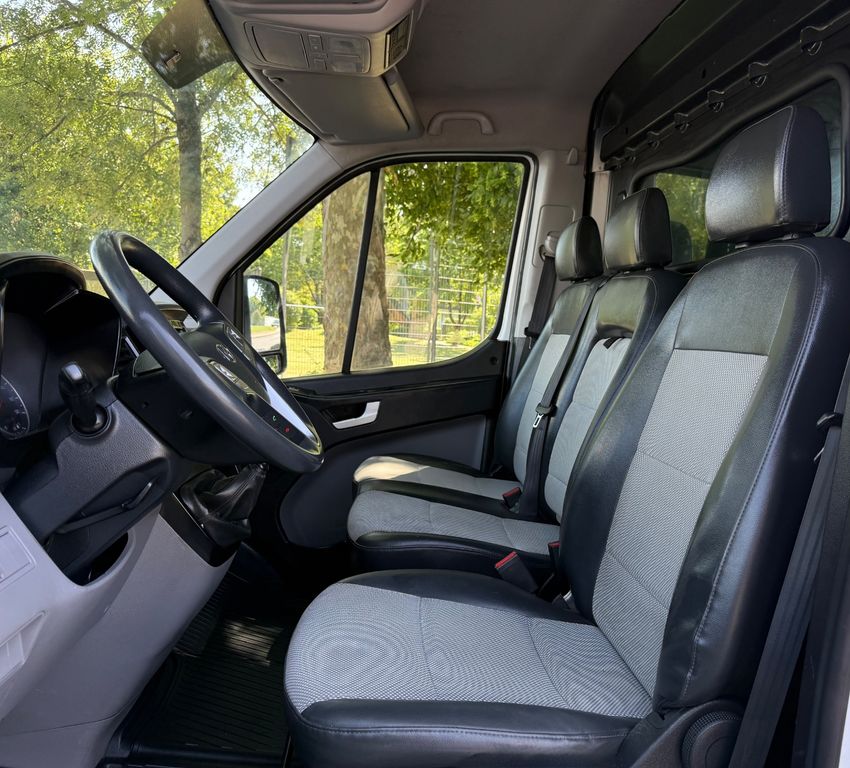 Hyundai H350