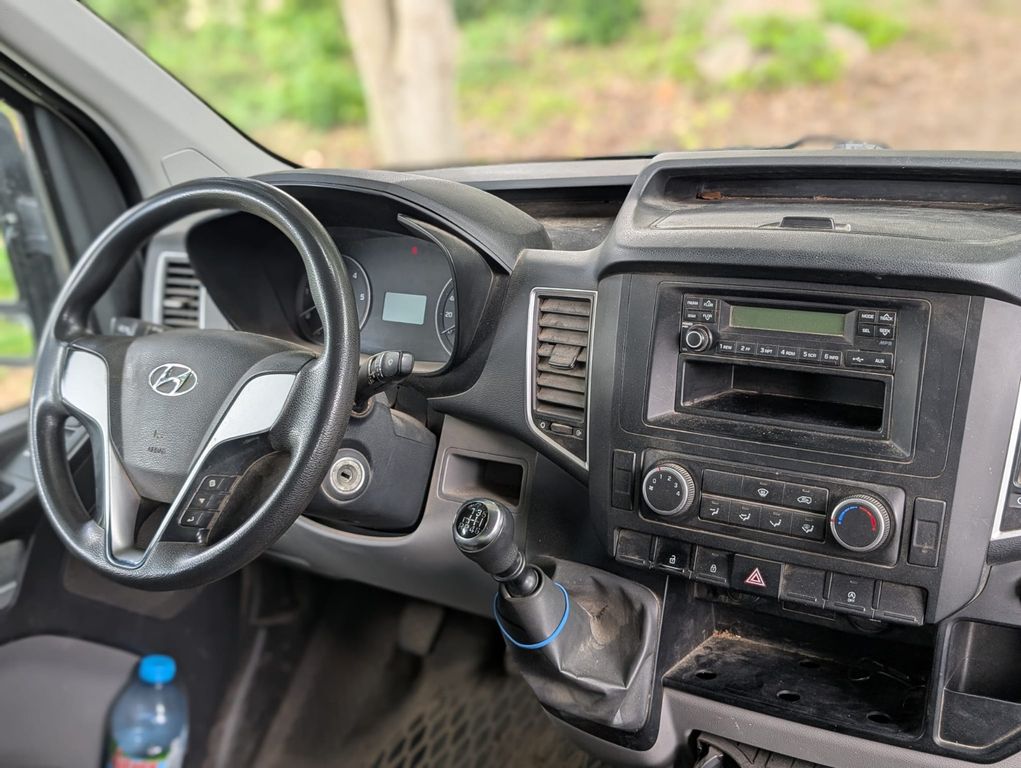 Hyundai H350
