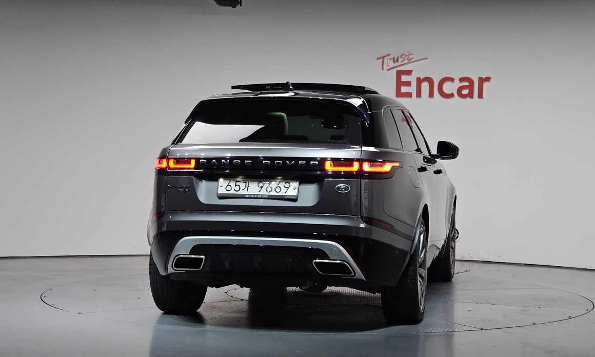 Land Rover Range Rover Velar