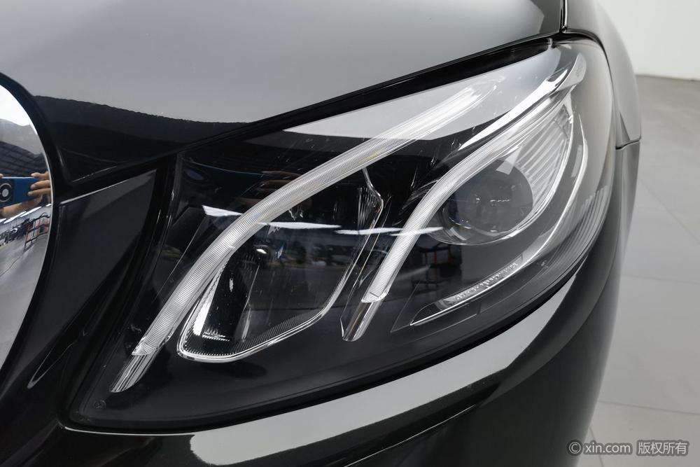 Mercedes-Benz Mercedes-Benz E-Class