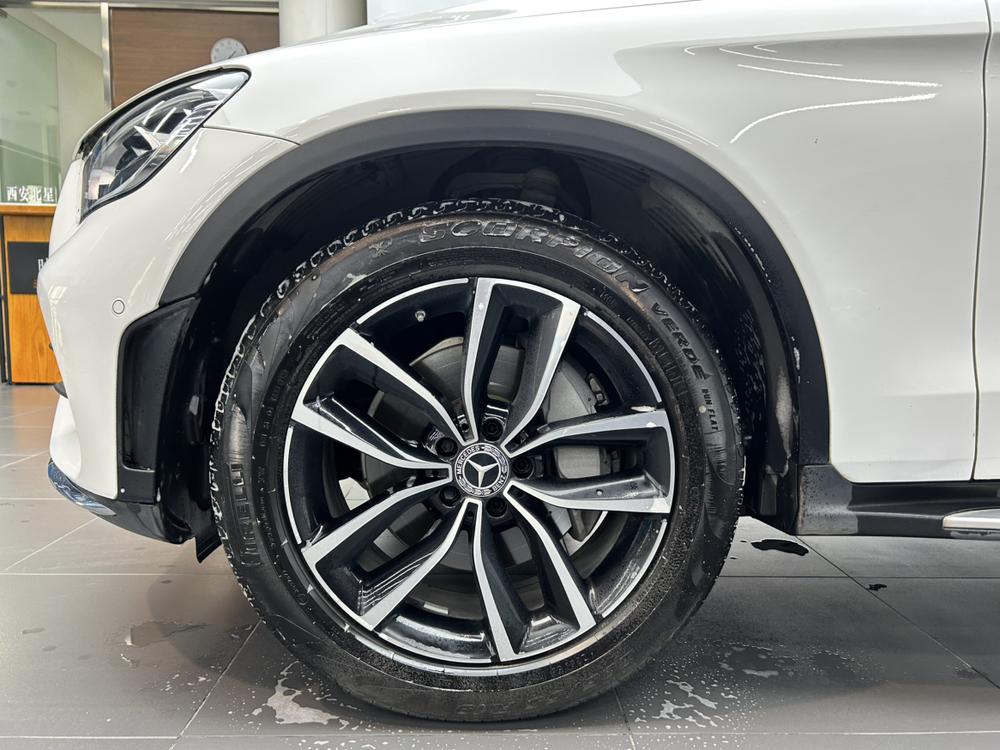 Mercedes-Benz Mercedes-Benz GLC