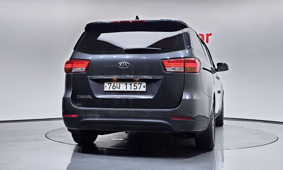 Kia Canival