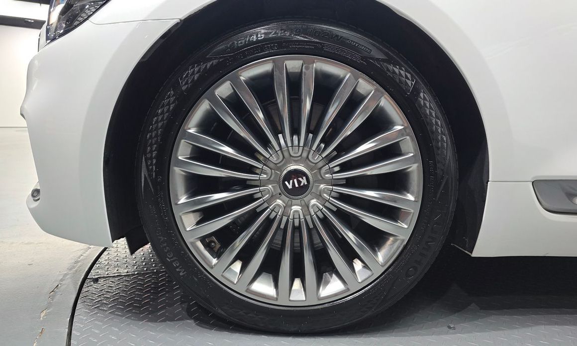 Kia K9