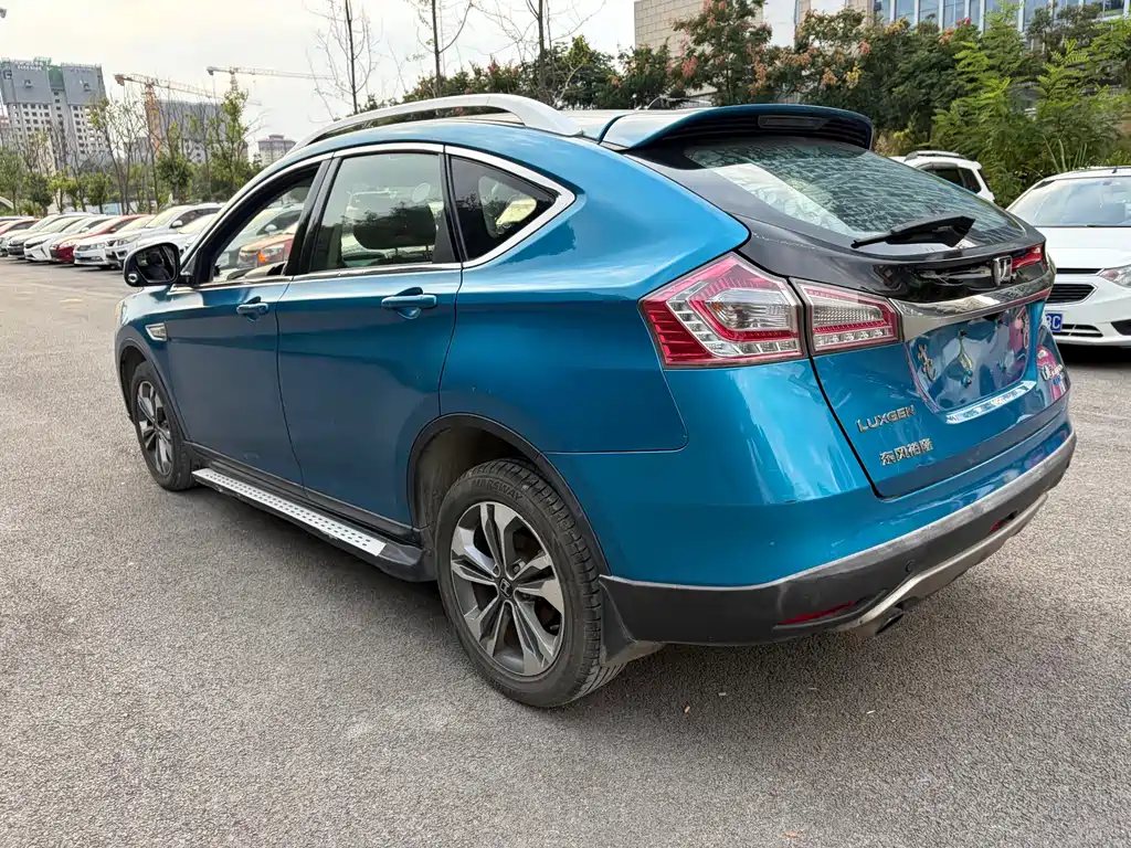 Luxgen U6