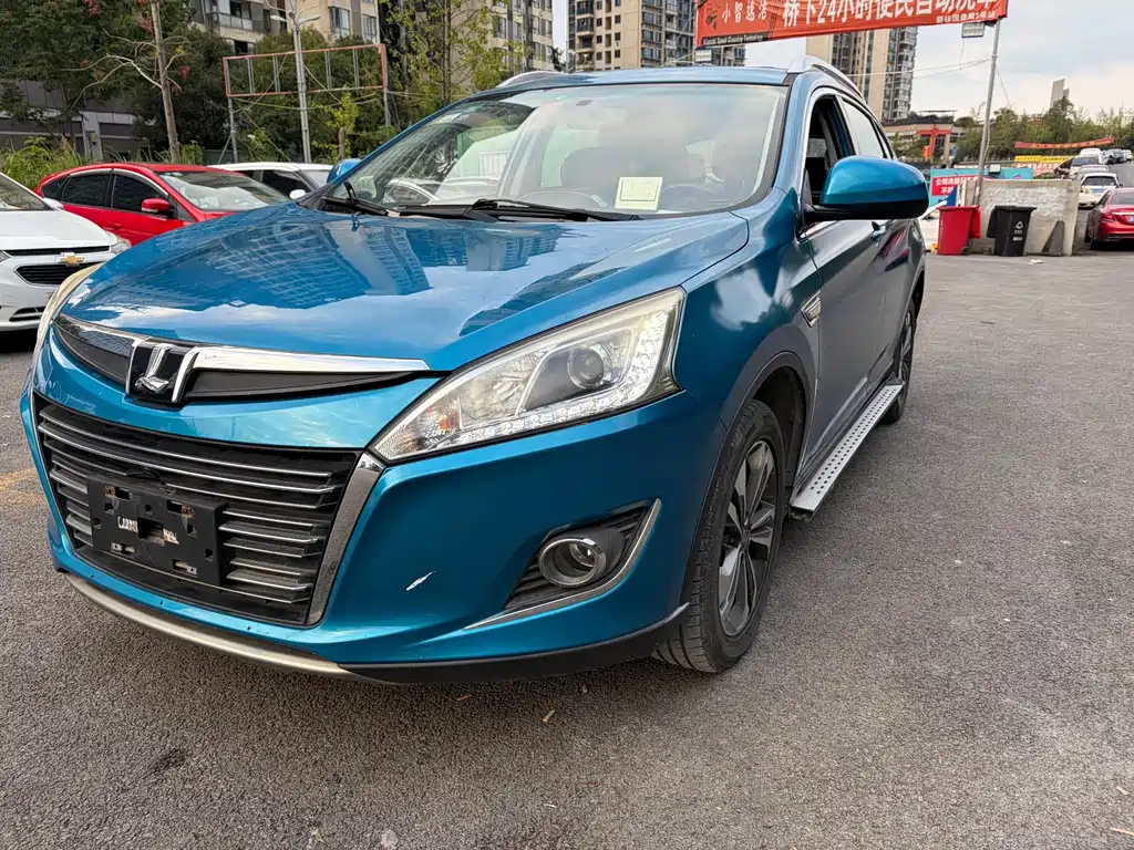 Luxgen U6