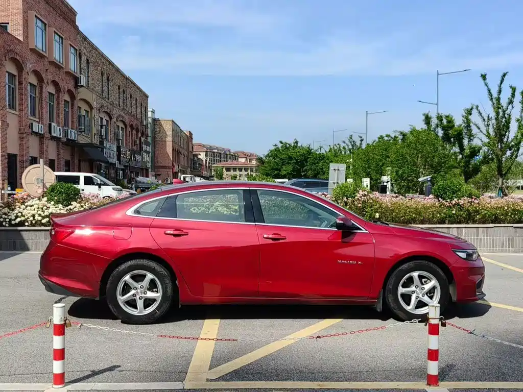 Chevrolet Malibu XL
