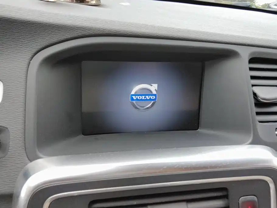 Volvo S60 (Import)