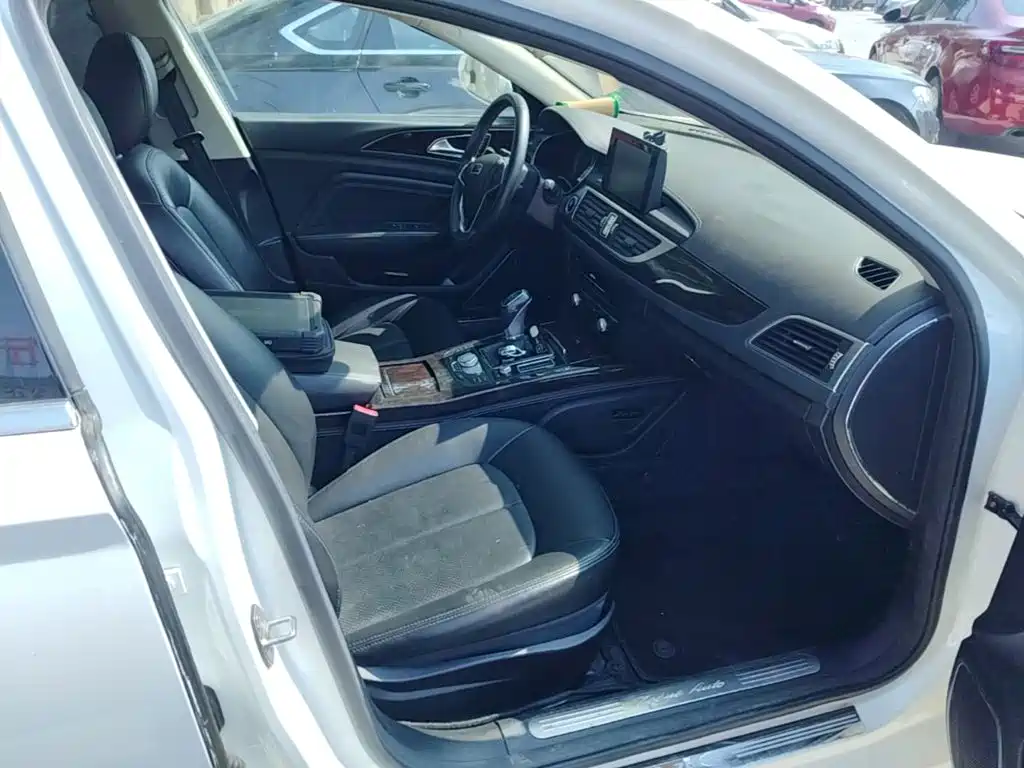 Zotye Zotye Z700