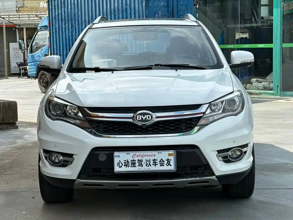 BYD S7