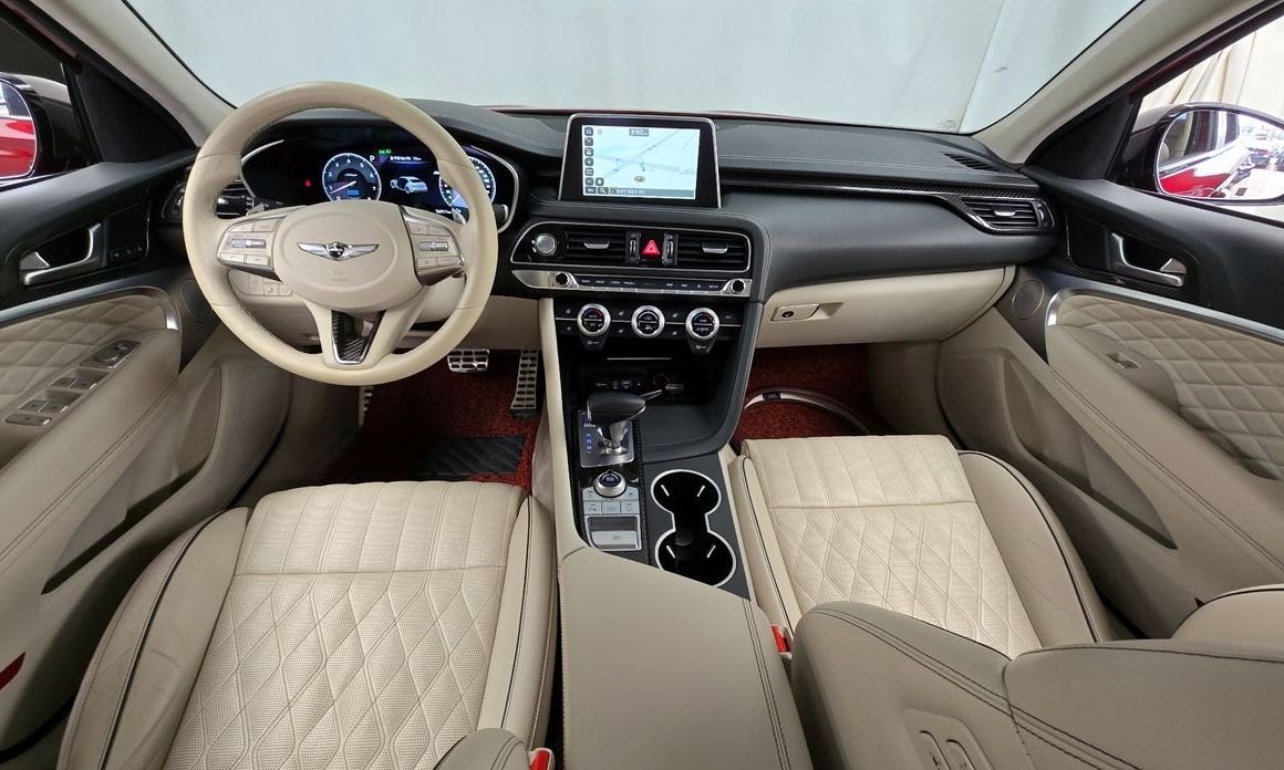 Genesis G70