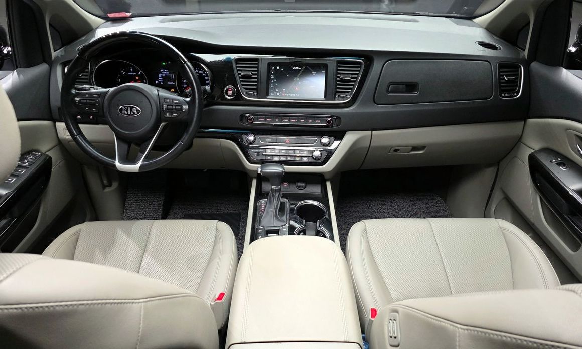 Kia Canival