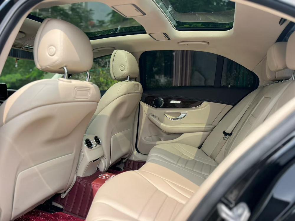 Mercedes-Benz Mercedes-Benz C-Class