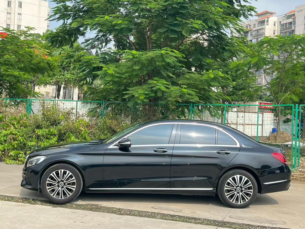 Mercedes-Benz Mercedes-Benz C-Class