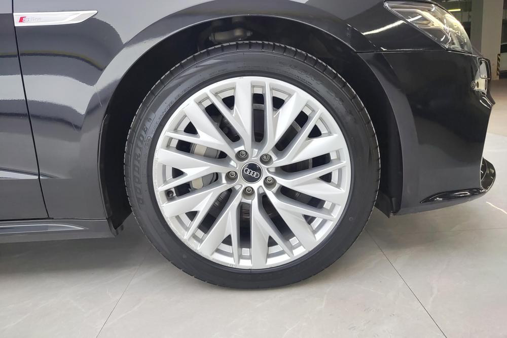 Audi Audi A7L