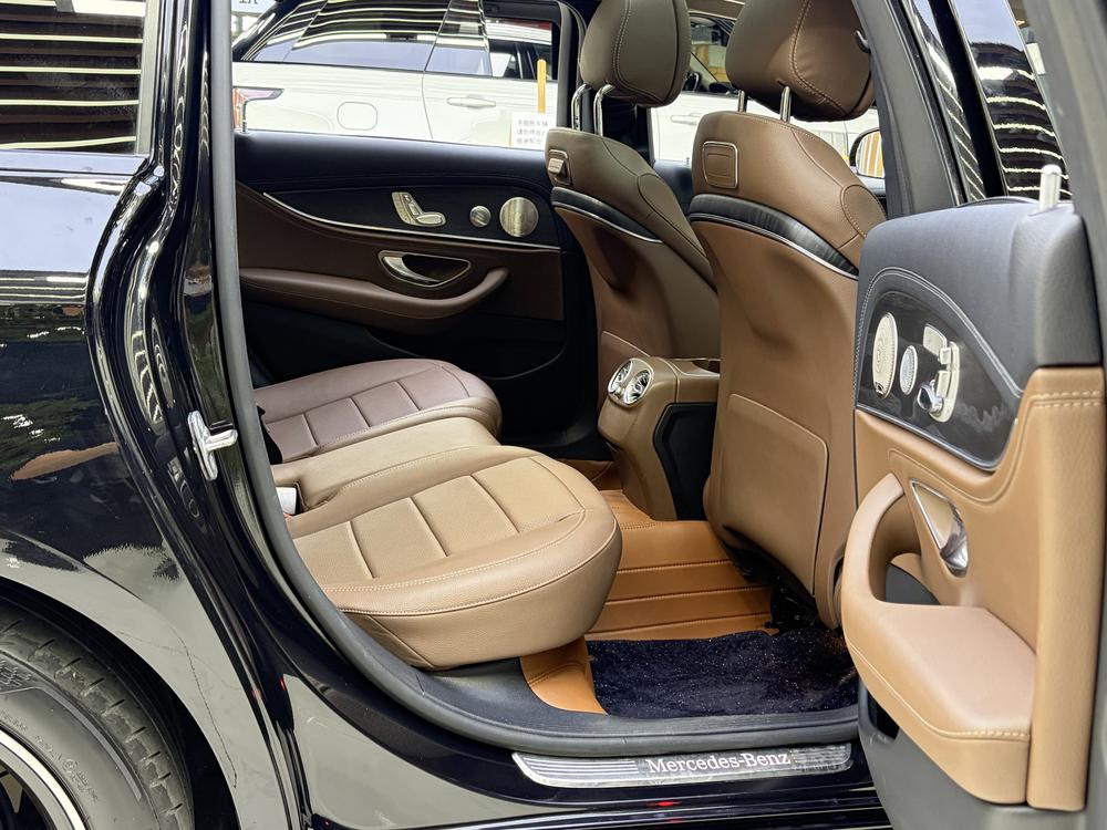 Mercedes-Benz Mercedes-Benz E-Class