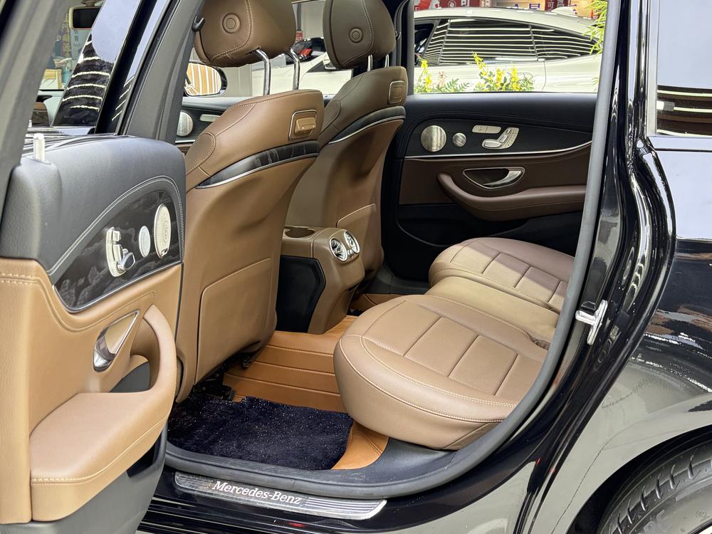 Mercedes-Benz Mercedes-Benz E-Class