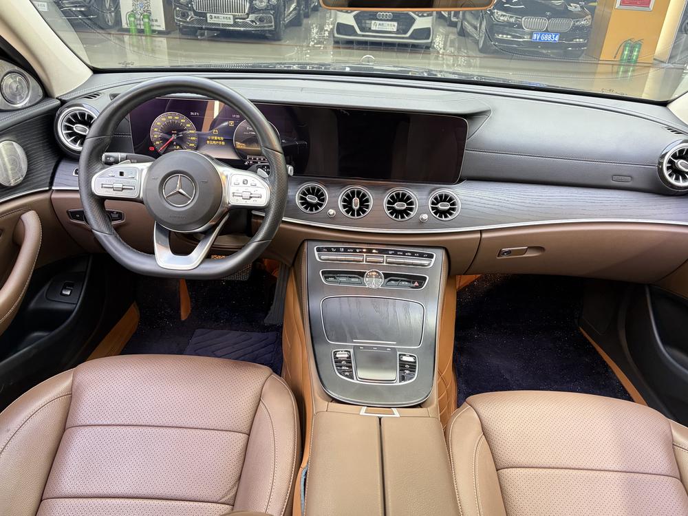 Mercedes-Benz Mercedes-Benz E-Class