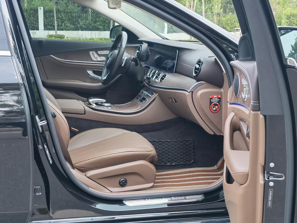 Mercedes-Benz Mercedes-Benz E-Class