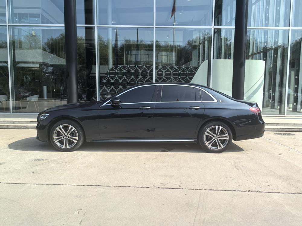 Mercedes-Benz Mercedes-Benz E-Class