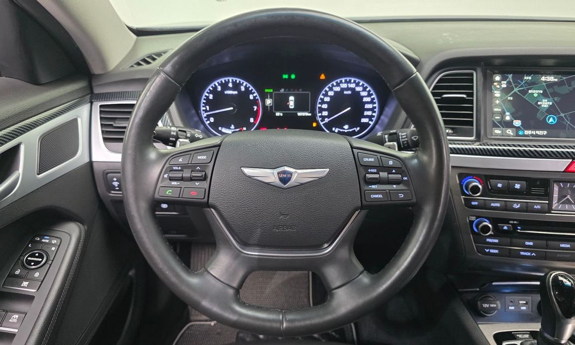 Hyundai Genesis