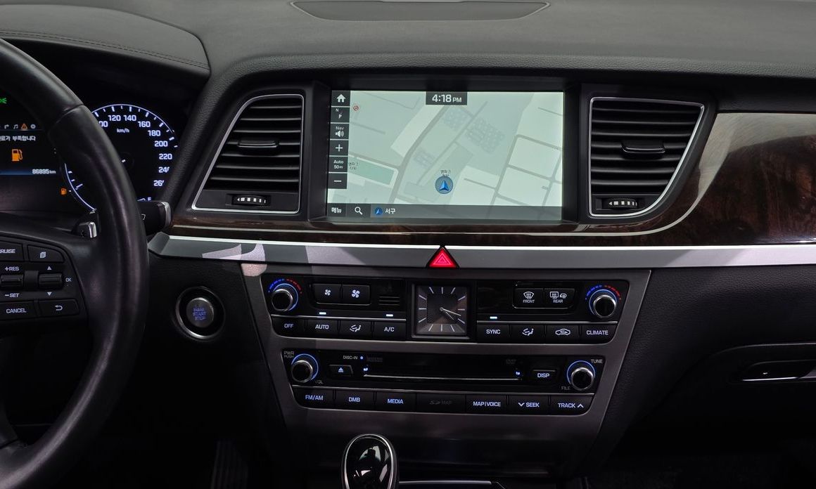 Hyundai Genesis