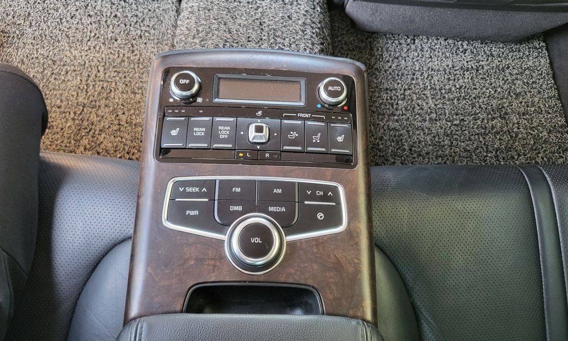 Kia K9