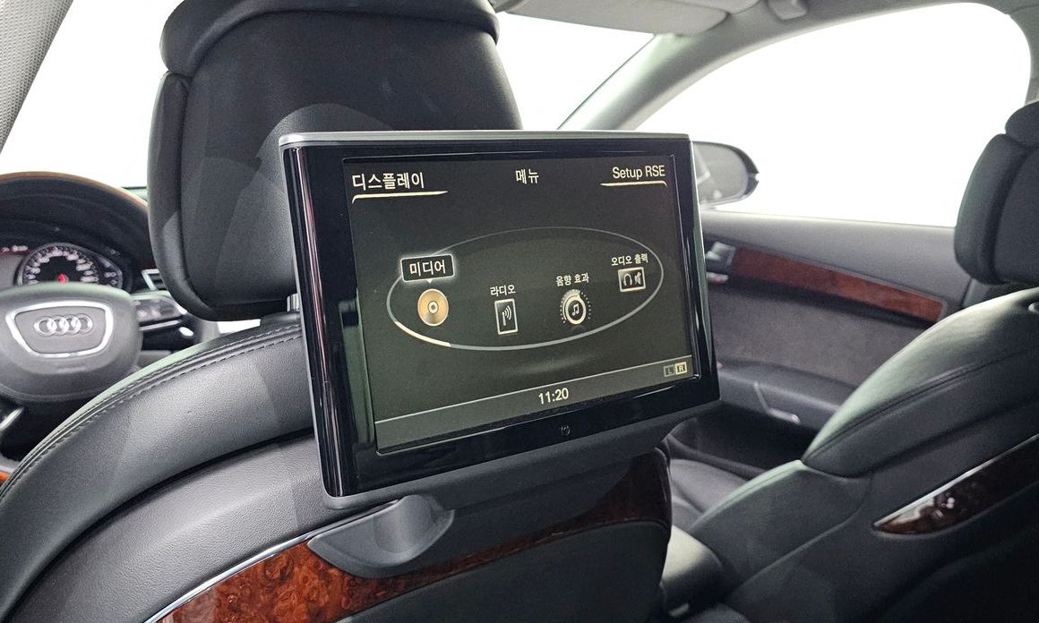 Audi A8
